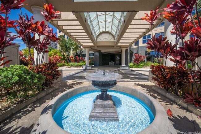 Building entrance - 1080 S Beretania St