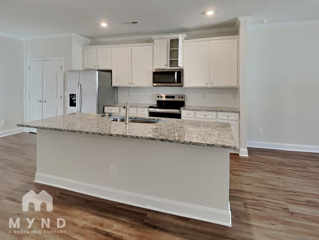 Foto del edificio - 6932 Woodland Stream Pl