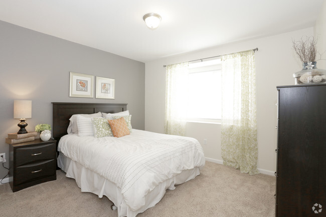 Knoxville Pointe Apartments - Apartments in Dunlap, IL | Apartments.com