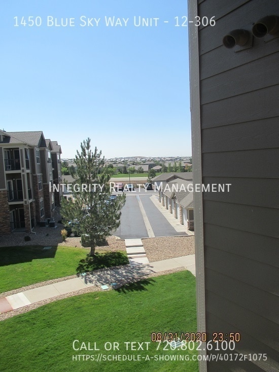 Building Photo - 1450 Blue Sky Way
