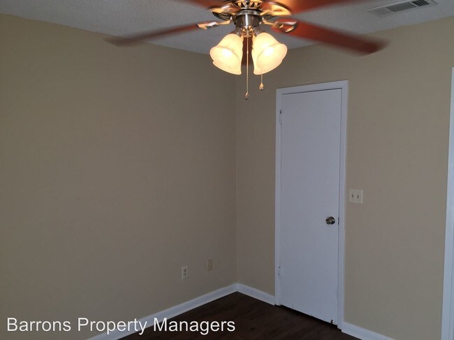 Building Photo - 2 br, 2 bath House - 3266 A Maplewood Drive