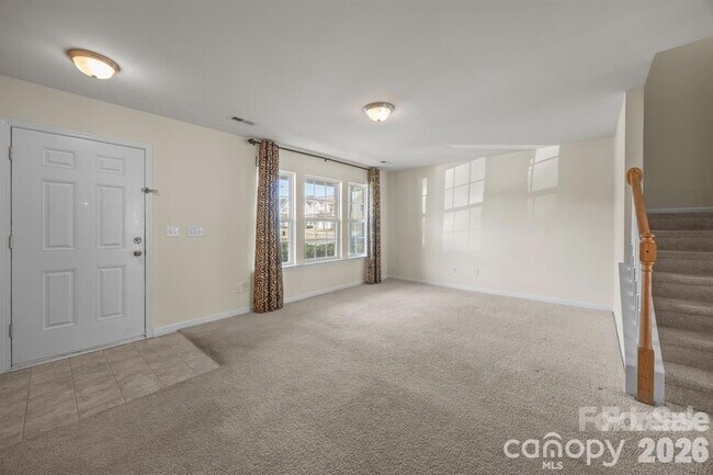 Foto del edificio - 11138 Derryrush Ave