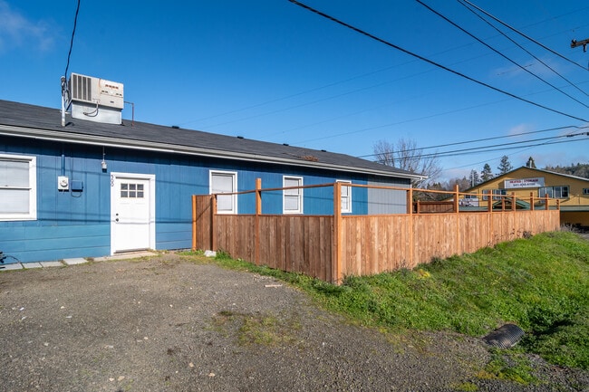 Building Photo - 500 Geary Dr