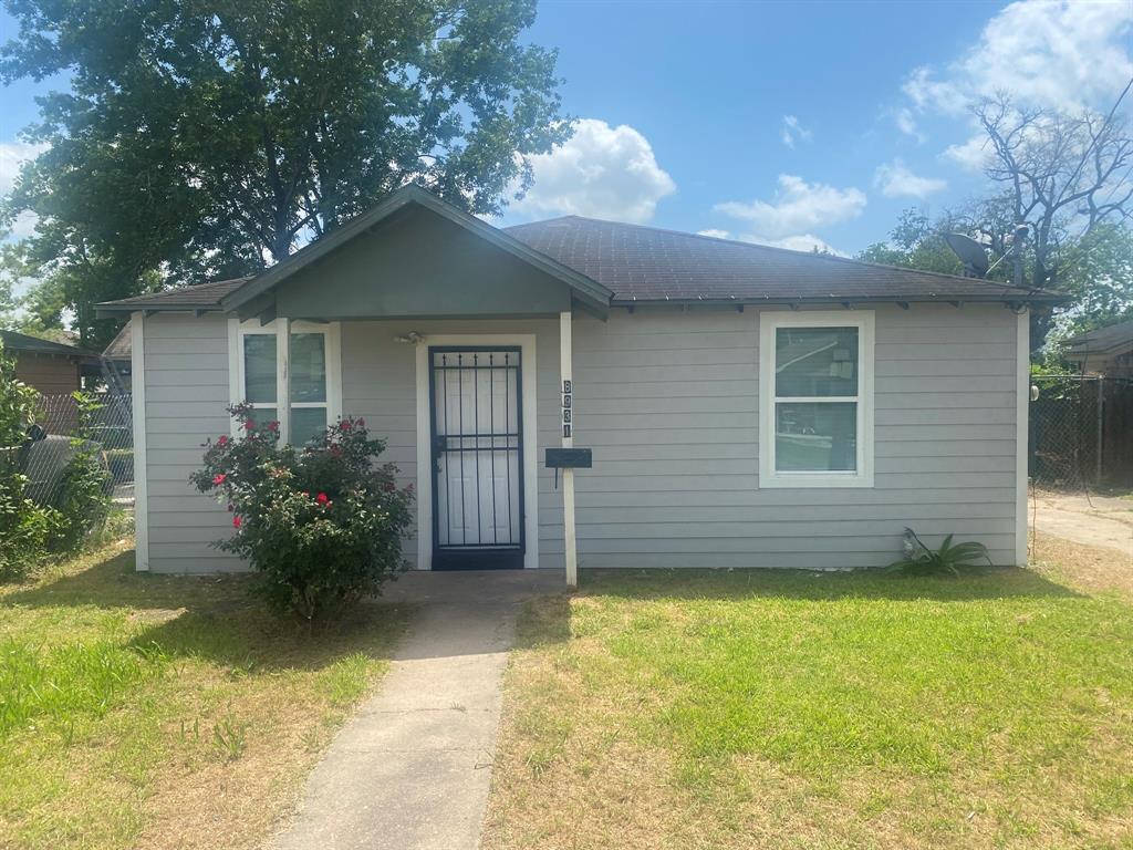 Foto principal - 8931 Duane St
