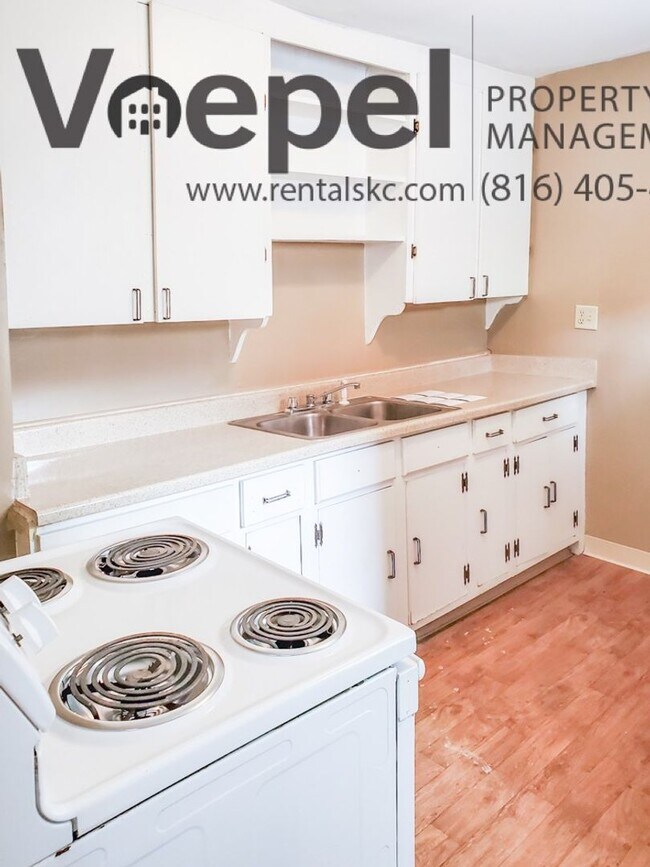 Building Photo - 5409-5411 Harrison St.