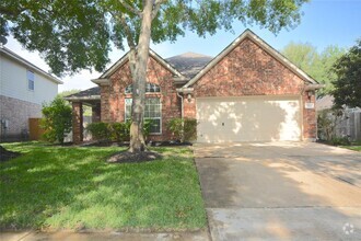 Building Photo - 5911 Mettler Ln