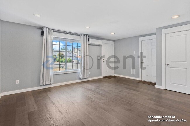 Foto del edificio - 6610 NE 67th Cir