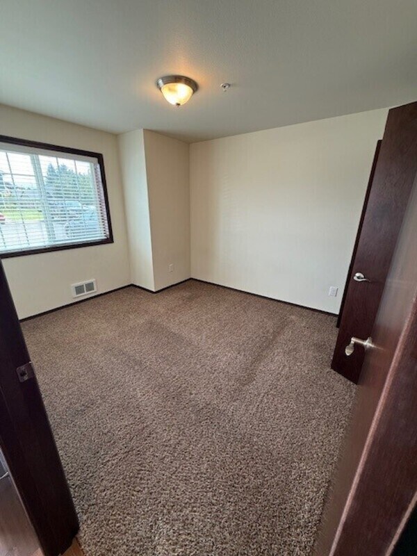 Building Photo - 2040 Andress Ln