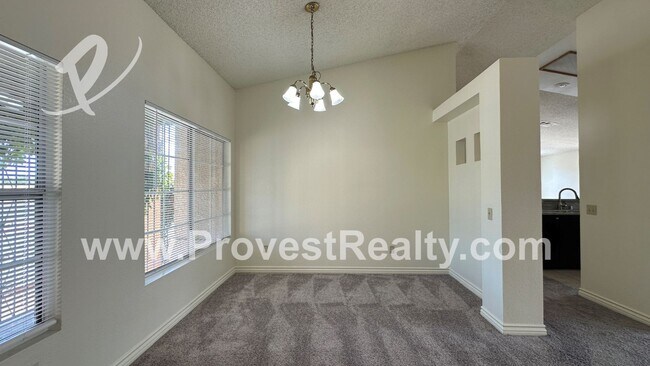 Building Photo - 3 Bed, 2 Bath Victorville Home!!