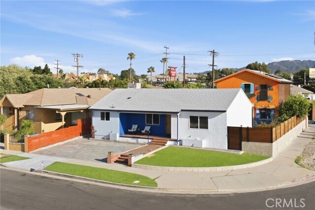 Foto del edificio - 17660 Martha St