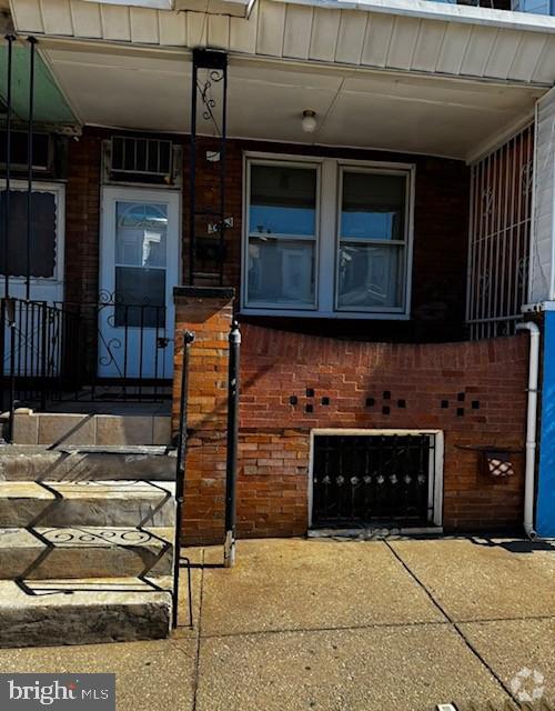 Building Photo - 3433 E St