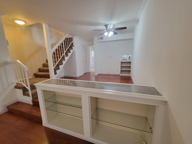 Building Photo - 22865 Del Valle St