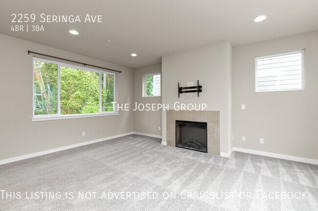 Building Photo - Lovely 4 bed/2.5 bath in Bremerton!
