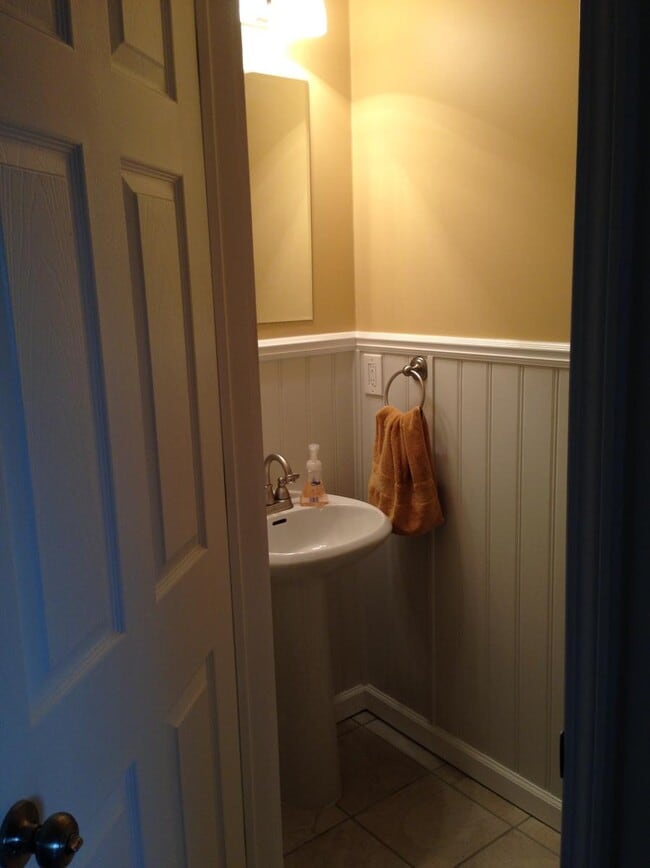 Photo - 304 Woodbridge Dr Townhome