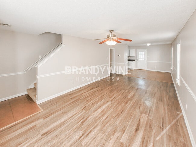 Foto del edificio - 8042 Port Douglas Dr