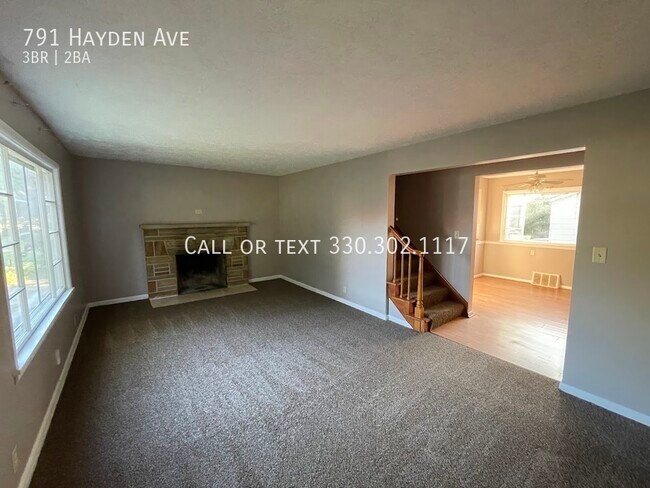 Building Photo - Three bedroom two bathroom home for rent