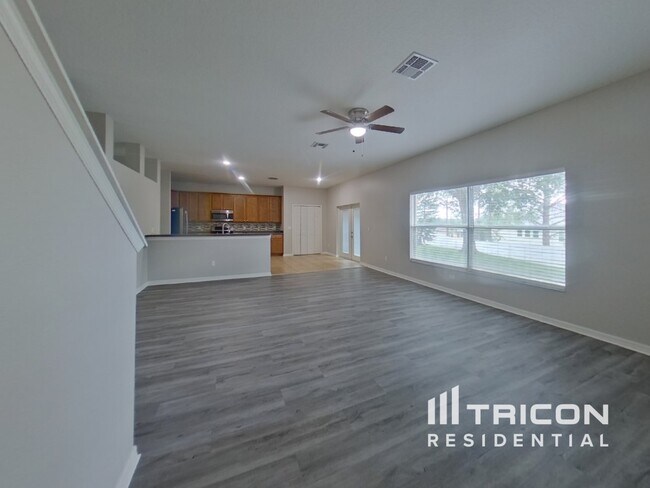 Foto del edificio - 800 Silvertip Rd