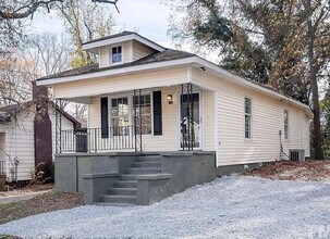 Building Photo - 608 Dupree St