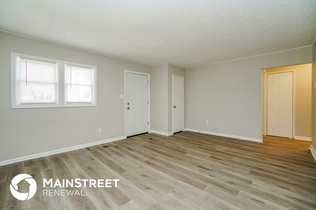 Building Photo - 5103 Dimson Dr N