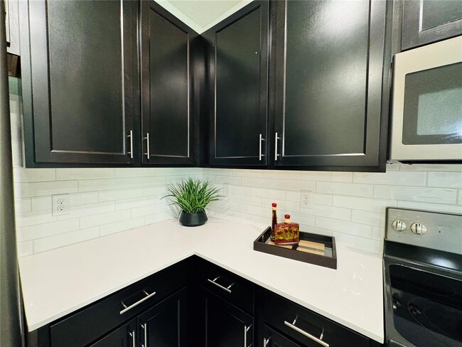 Building Photo - 9073 Menewa Ct