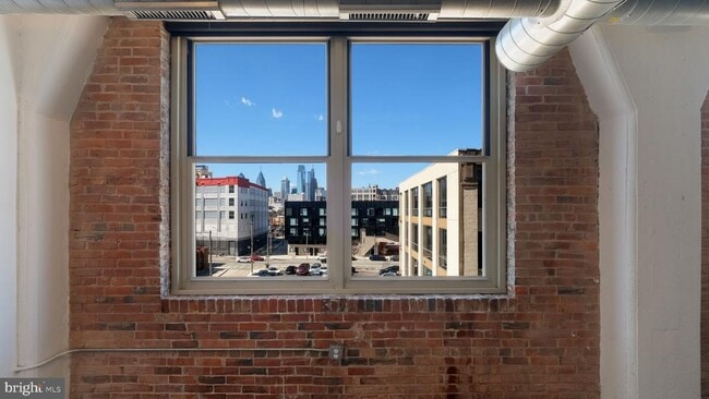 Building Photo - 444 N 4th St