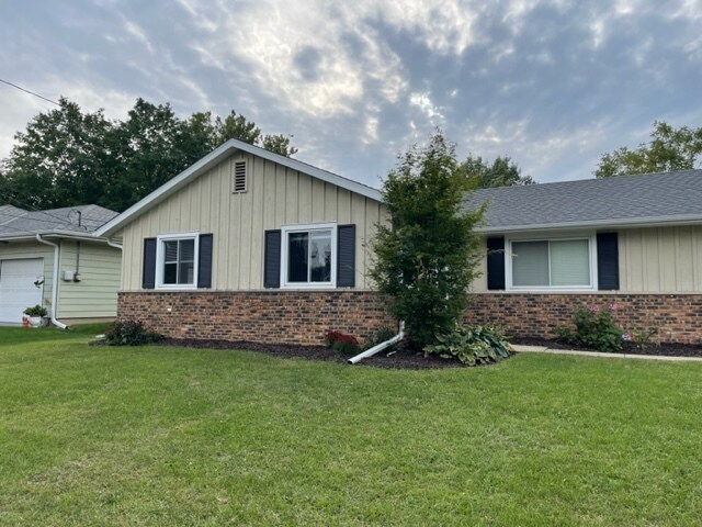 Foto principal - 3509 -3511 S Dorothy Ct
