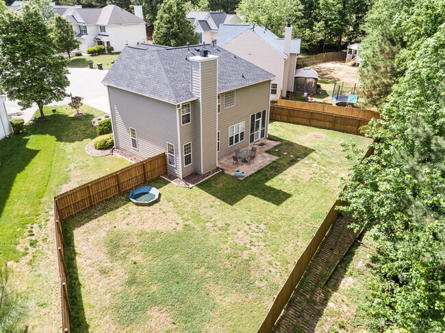 Building Photo - 110 Bonhill Ct