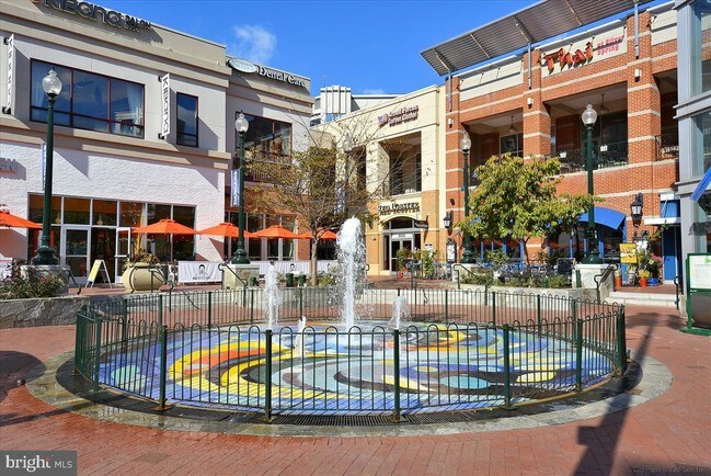 Foto del edificio - 9408 Russell Rd