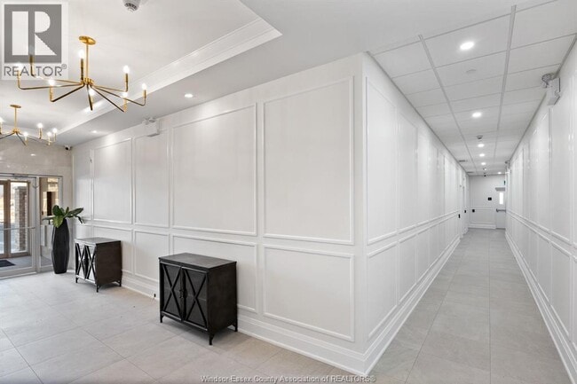 Photo du bâtiment - 1740 Sprucewood Ave
