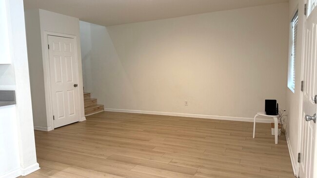 Foto del edificio - 11725 Lemay St