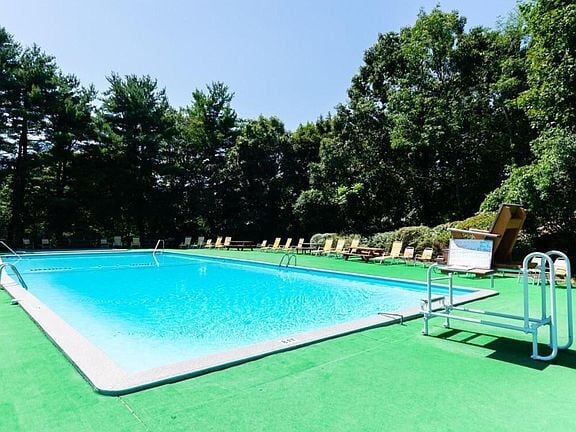 Photo - 63 Lionel Ave Apartment