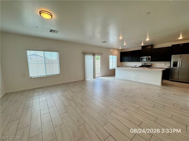 Foto del edificio - 859 Nova Heights St