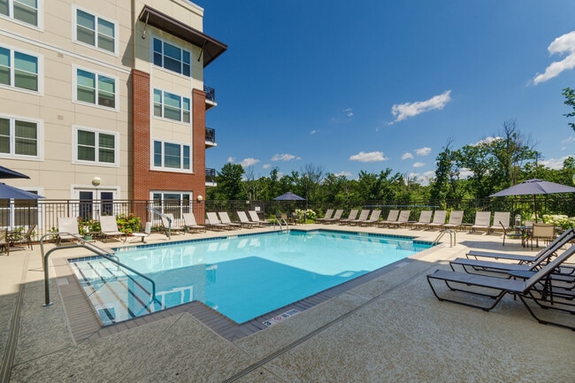 The Victor Stonebridge apartments — community photo - The Victor Stonebridge