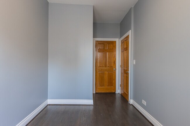 Foto del edificio - 1806 W 17th St