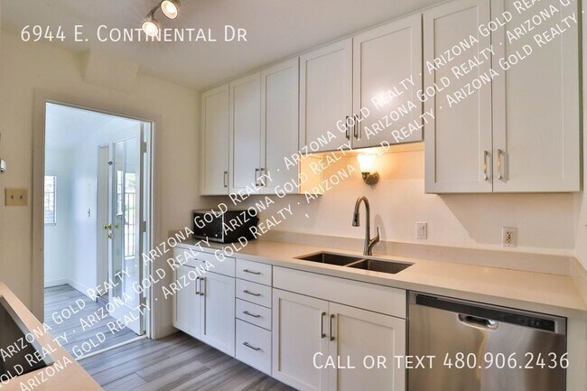 Foto del edificio - 6944 E Continental Dr