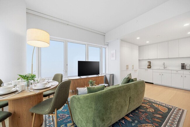 Building Photo - 16 Dupont St