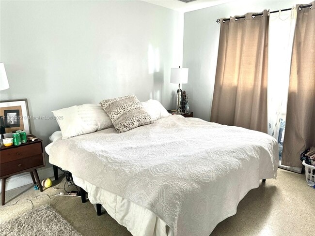 Foto del edificio - 4116 Taft St