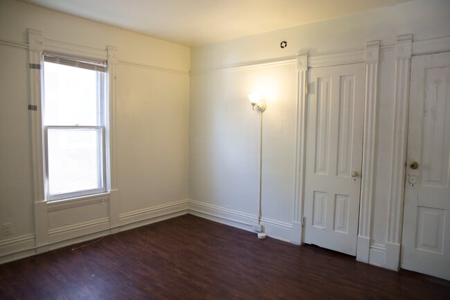 Foto del edificio - 2711 Delaware St SE