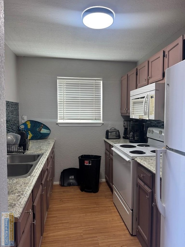 Building Photo - 123 E Morningside Dr