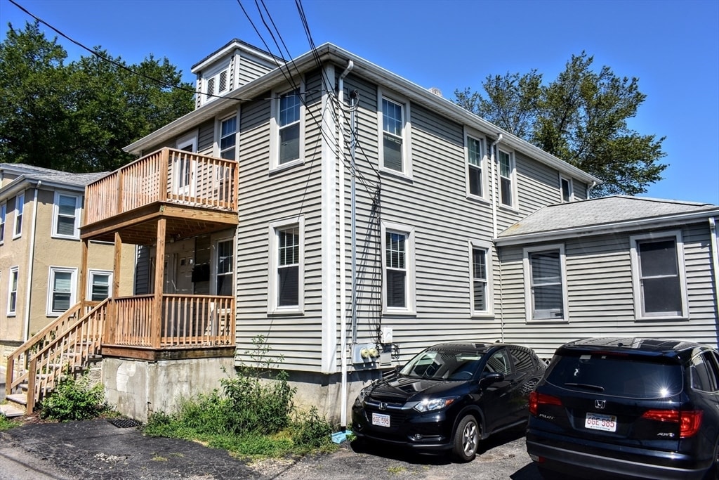 2 Victoria Terrace Unit 1, Dedham, MA 02026 Room for Rent in Dedham