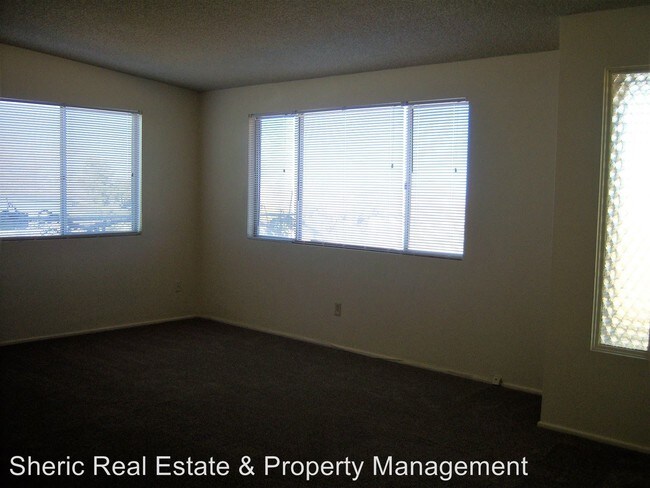 Building Photo - 7066 Sunset Rd