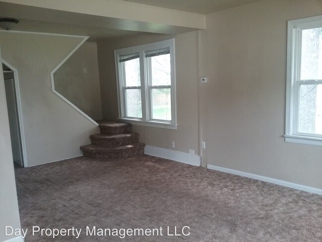 Building Photo - 2 br, 1 bath House - 119 Plummer Ave.