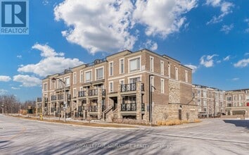 Building Photo - 20 Westmeath Ln