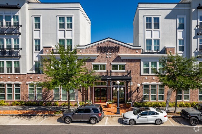 Building Photo - Ybor Lofts