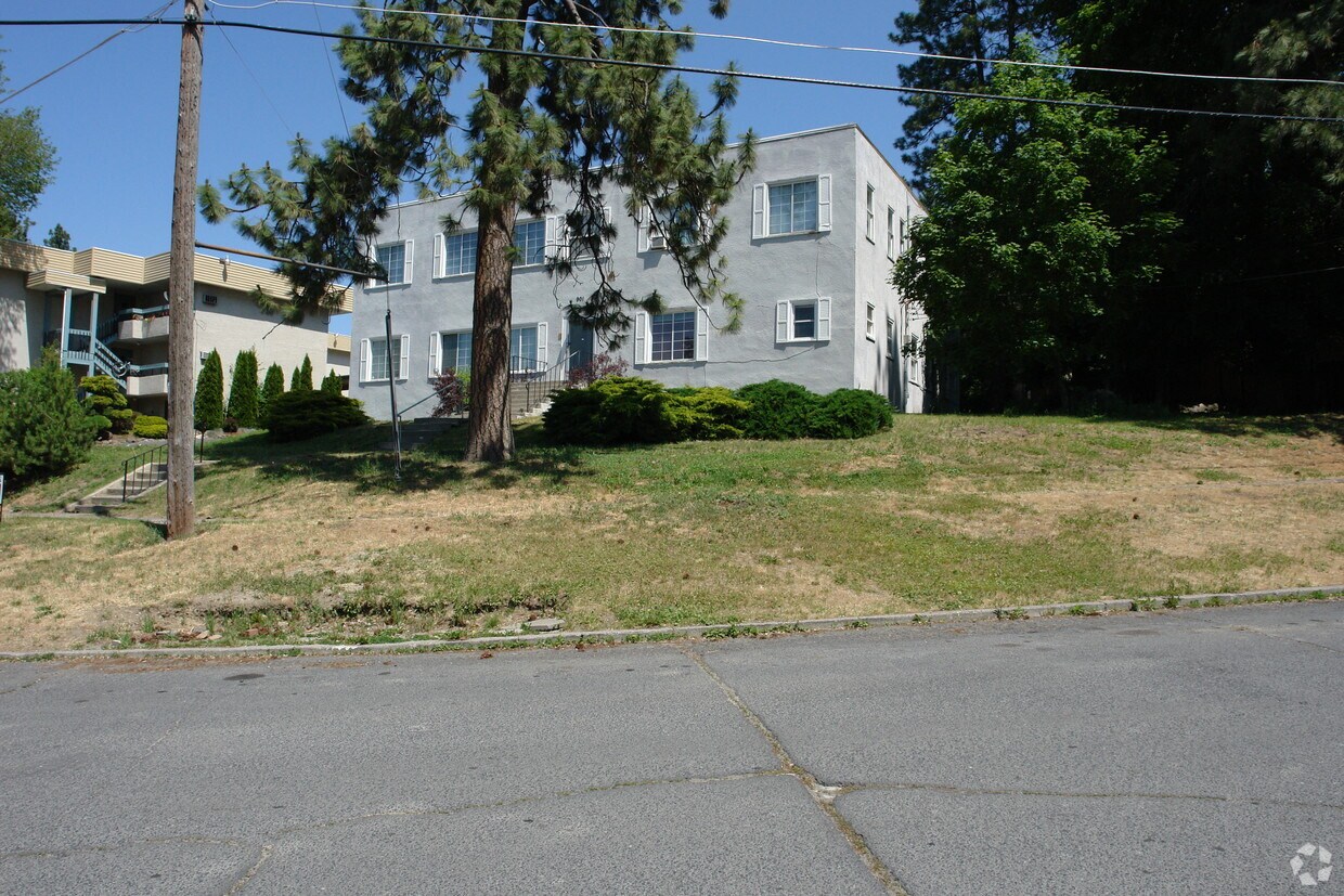 Building Photo - 901 S Lincoln St