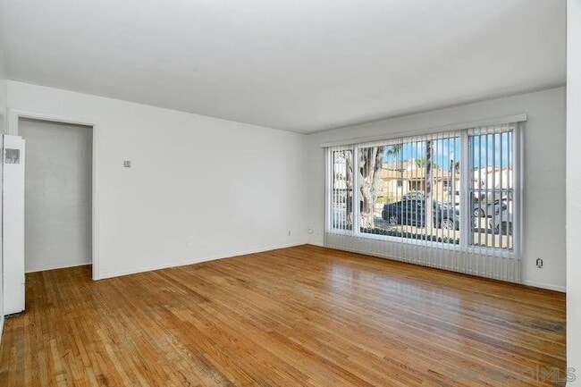 Foto del edificio - 4518 52nd St