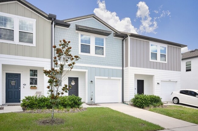 Building Photo - 11822 Throttle Pl