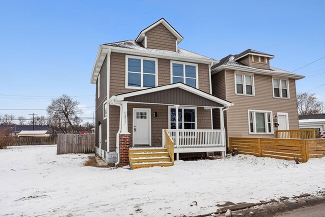 Building Photo - 1311 Sullivant Ave