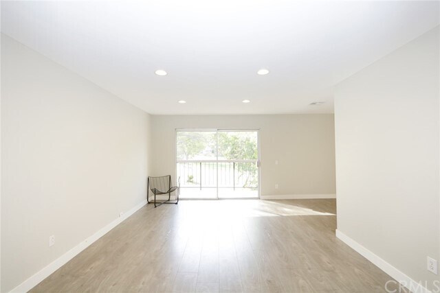 Building Photo - 1525 Walnut Leaf Dr