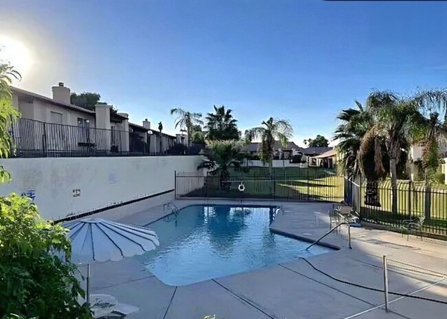 Foto del edificio - 2045 S 14th Ave